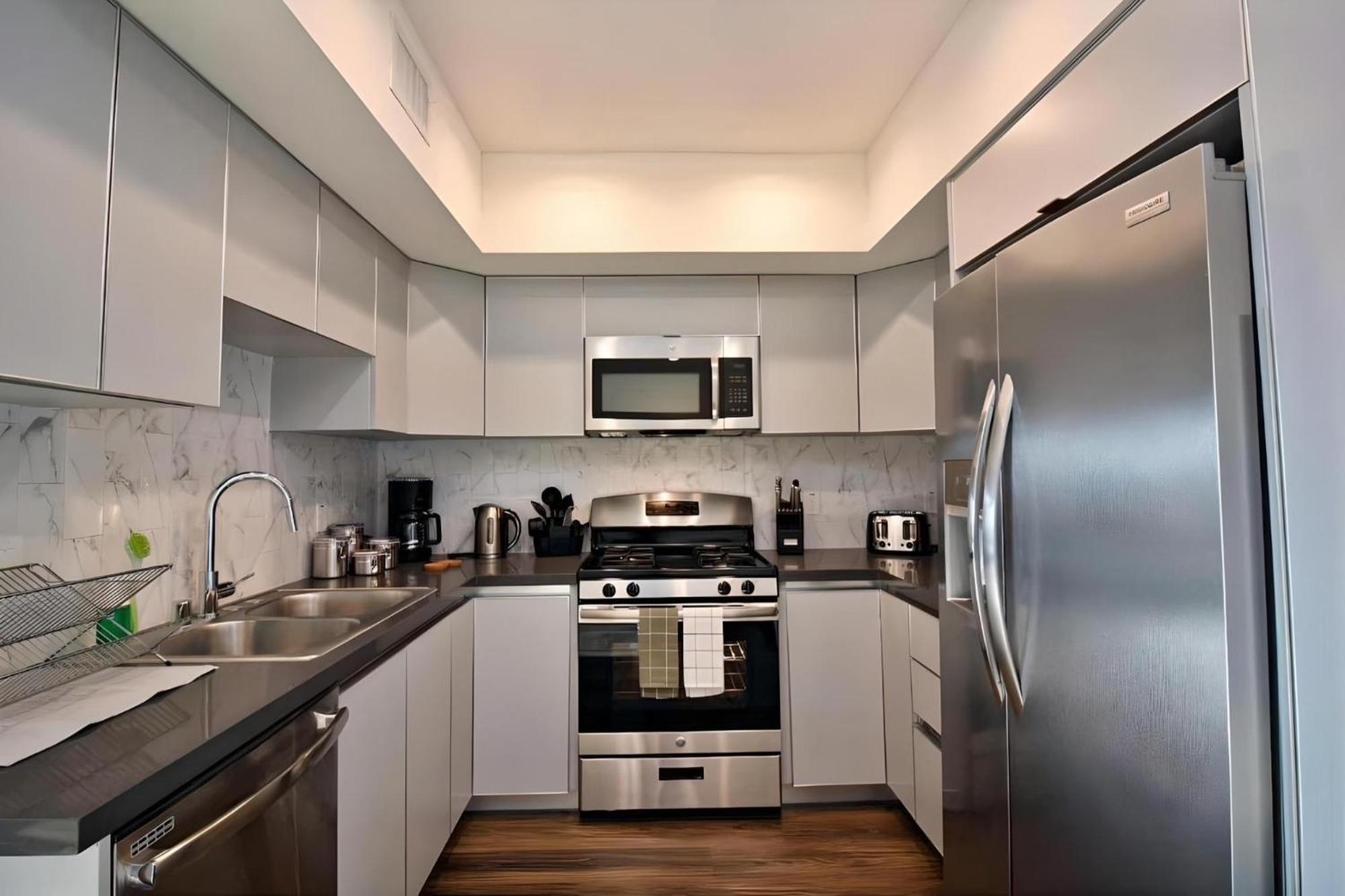 Los Angeles Premium Suites With Free Parking Exterior photo