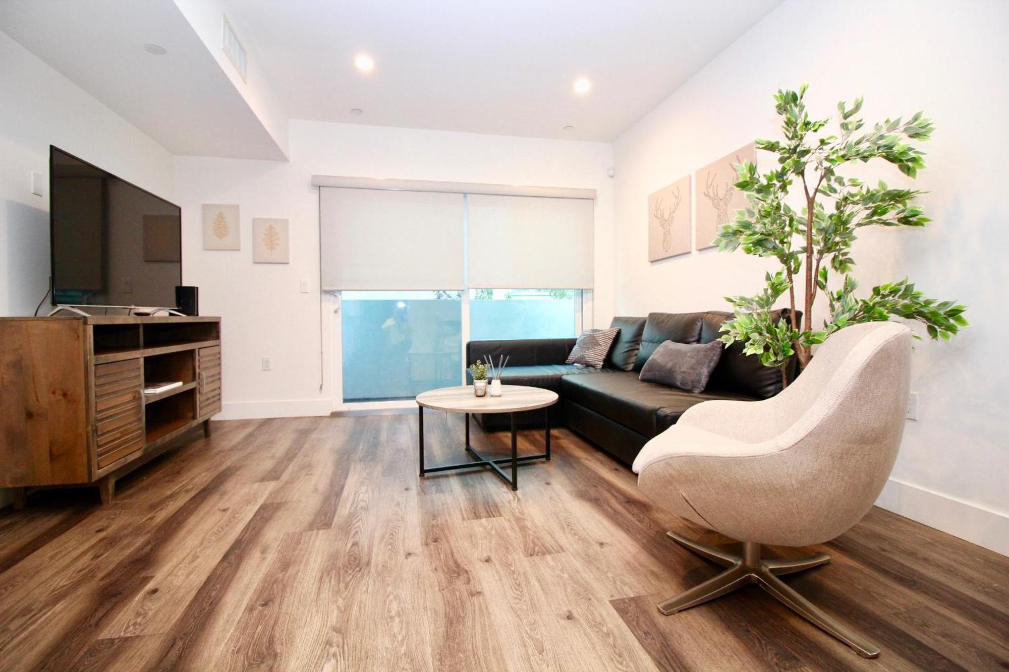 Los Angeles Premium Suites With Free Parking Room photo