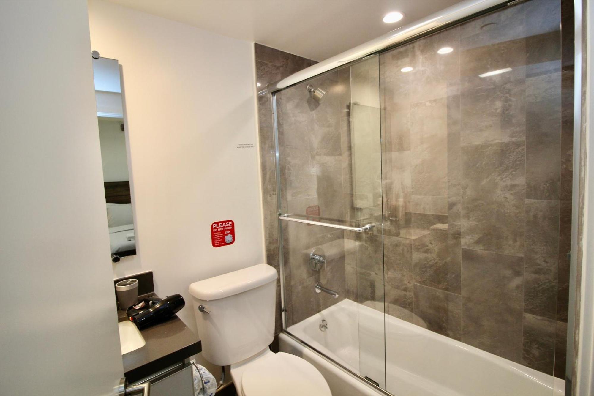 Los Angeles Premium Suites With Free Parking Room photo